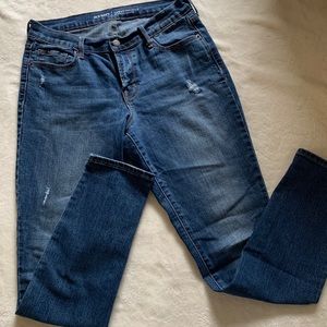 Old Navy 8 Regular Curvy Profile Denim